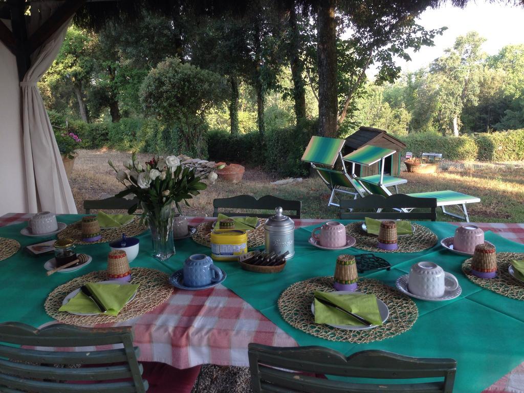 カスタニェート・カルドゥッチ Agriturismo Colle Donatucciゲストハウス エクステリア 写真